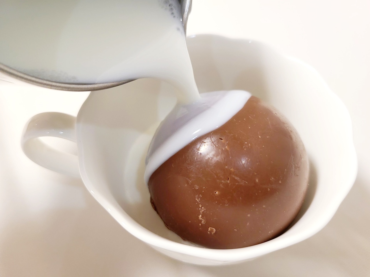 新作新品聖誕限定ホットチョコレートとマシュマロ christmas-hot-chocolate-with-