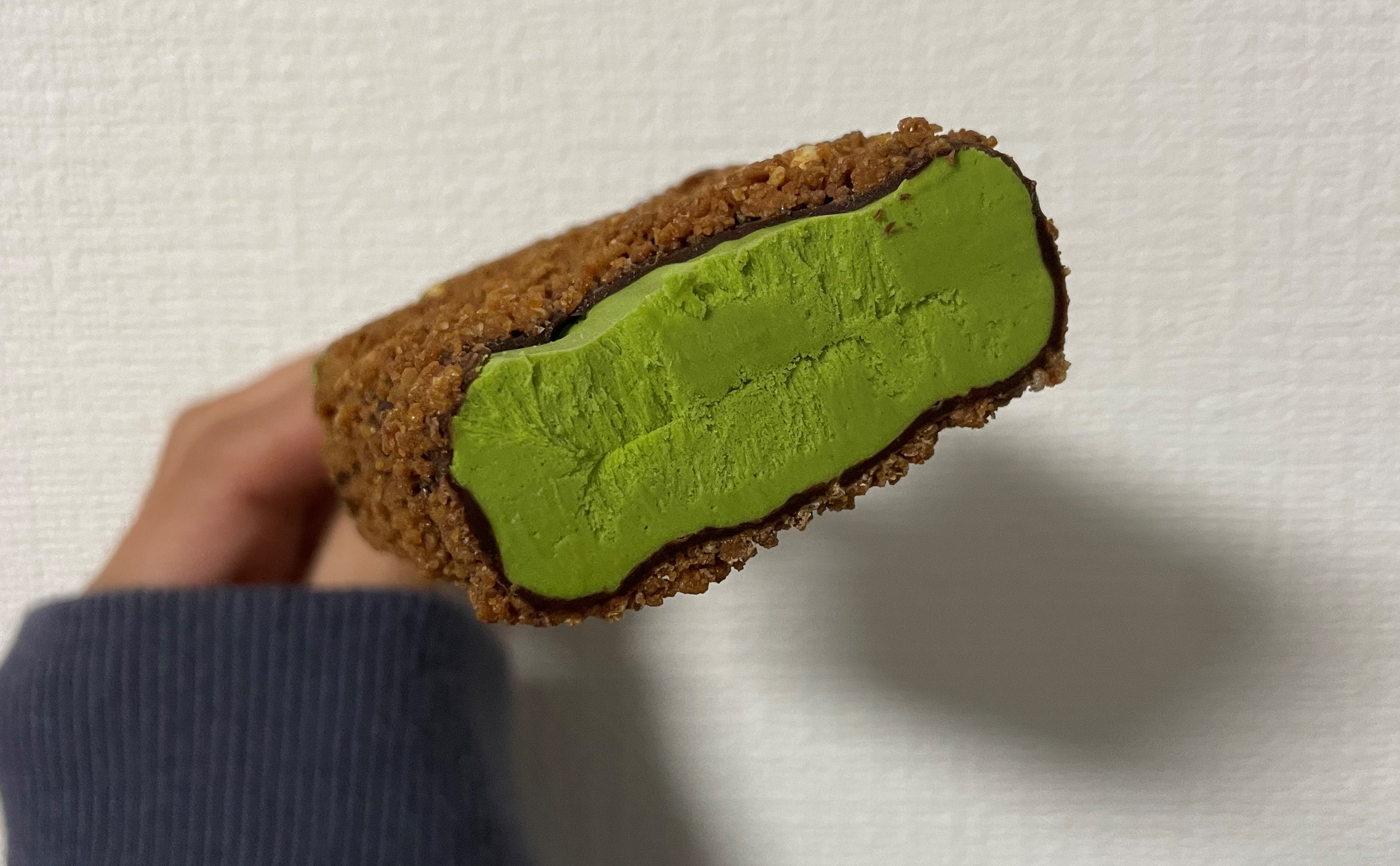 セブンで『ブラックモンブラン』が発売中！ それも2種類!! もっと早く