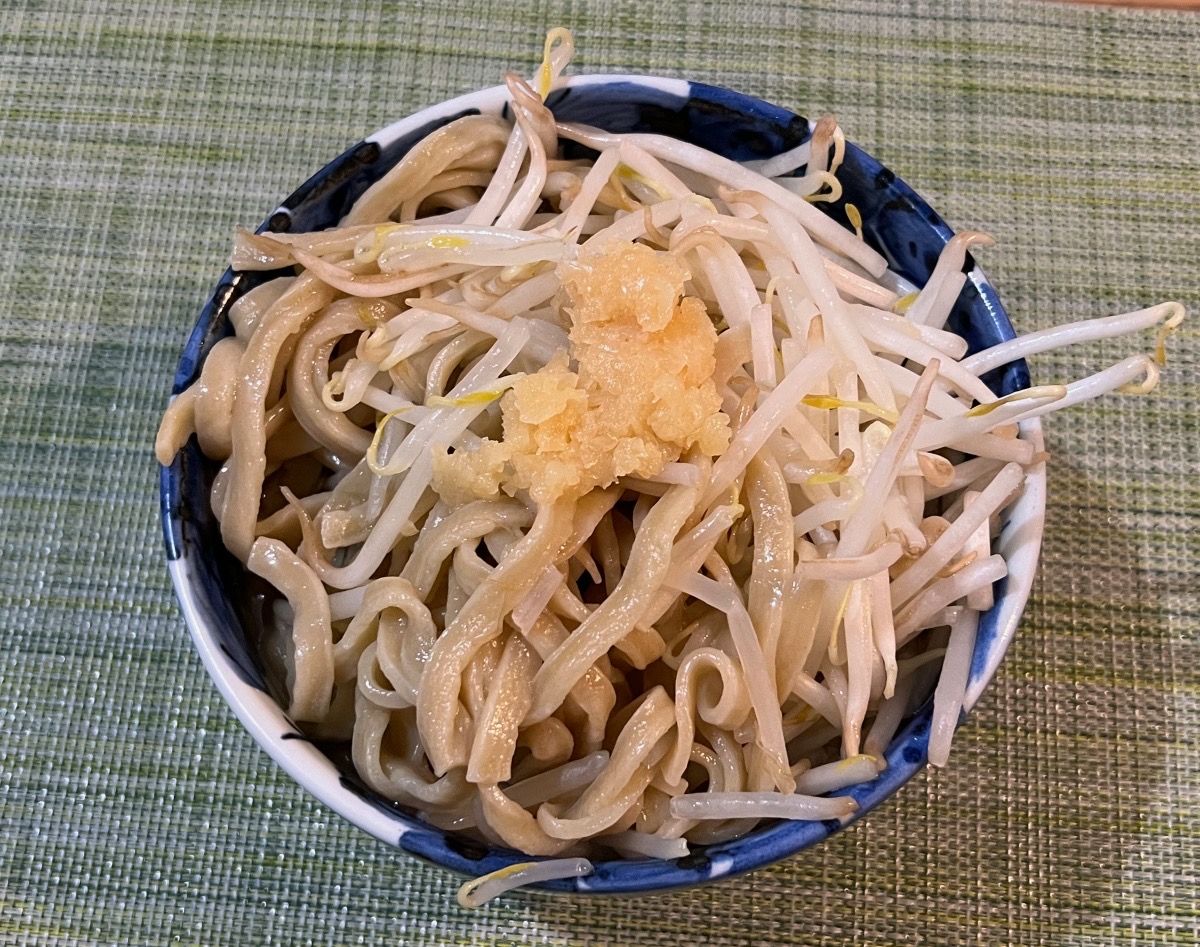 事故】自販機で買った「二郎系ラーメン」を二郎初心者が調理したら