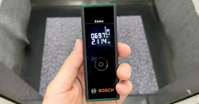 【便利すぎ注意】引っ越しの採寸用にAmazon1位の「ボッシュ（BOSCH）レーザー距離計」を買ったらメジャーで測るのがバカらしくなってしまった…