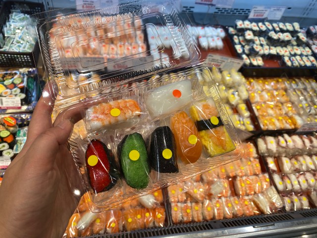 【防御力】ベトナムで売ってる寿司の衛生管理レベルが高すぎて日本の将来が不安になった！