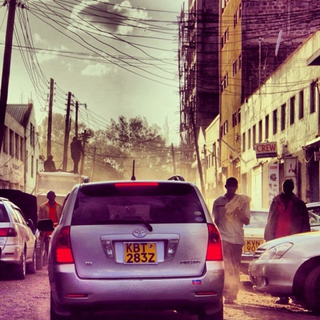 【フェミニズム】ケニアに女性タクシー運転手が少ないたったひとつの理由  / カンバ通信：第272回