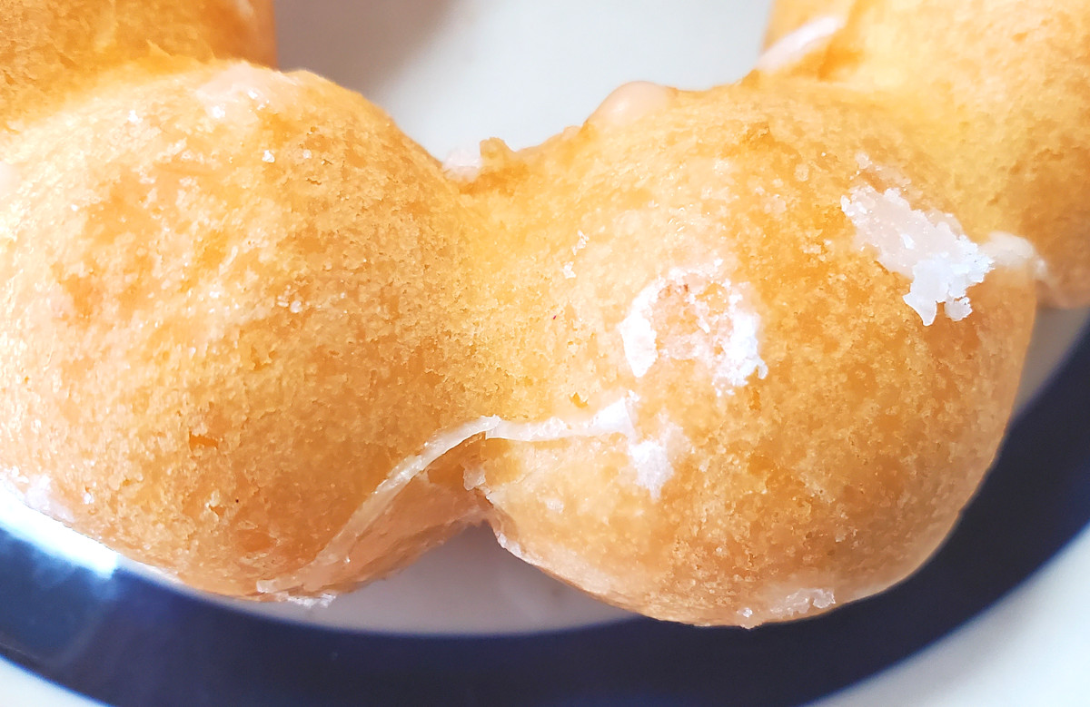 ミスド20年以上ぶりの男が生まれて初めて『ポン・デ・リング』を食べて