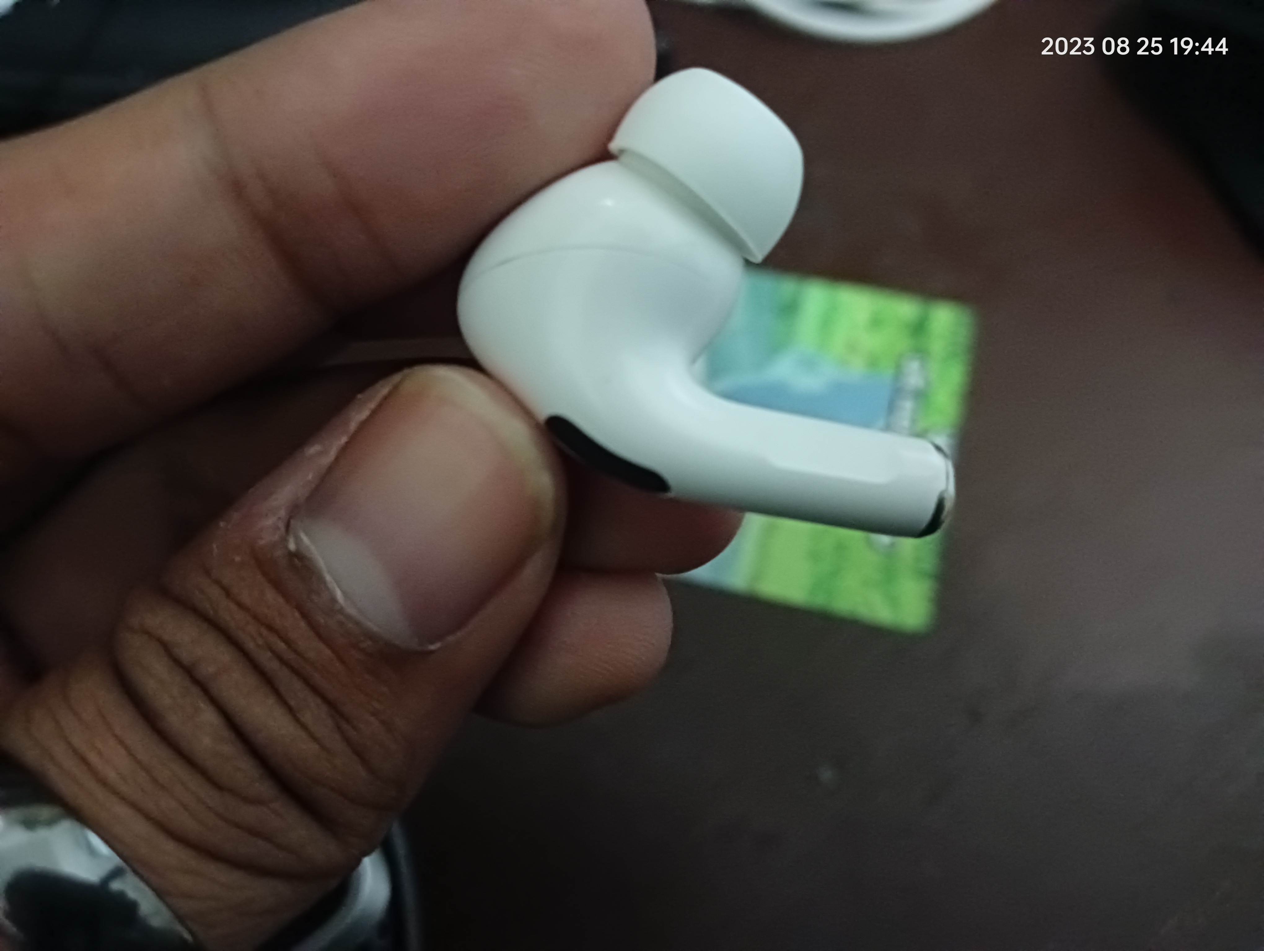 偽】Airpods Proが異常な価格で売られていたので買ってみた → これは