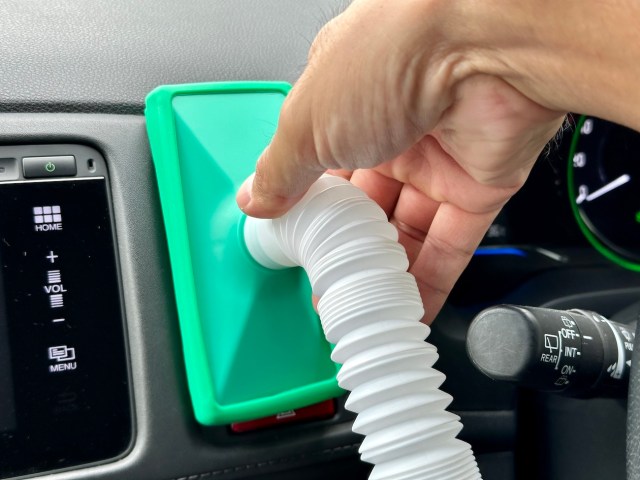 【天才】中国で人気の「エアコン用ホース」が真夏の車内を快適にしてくれた！ AliExpressで約1700円の注目商品