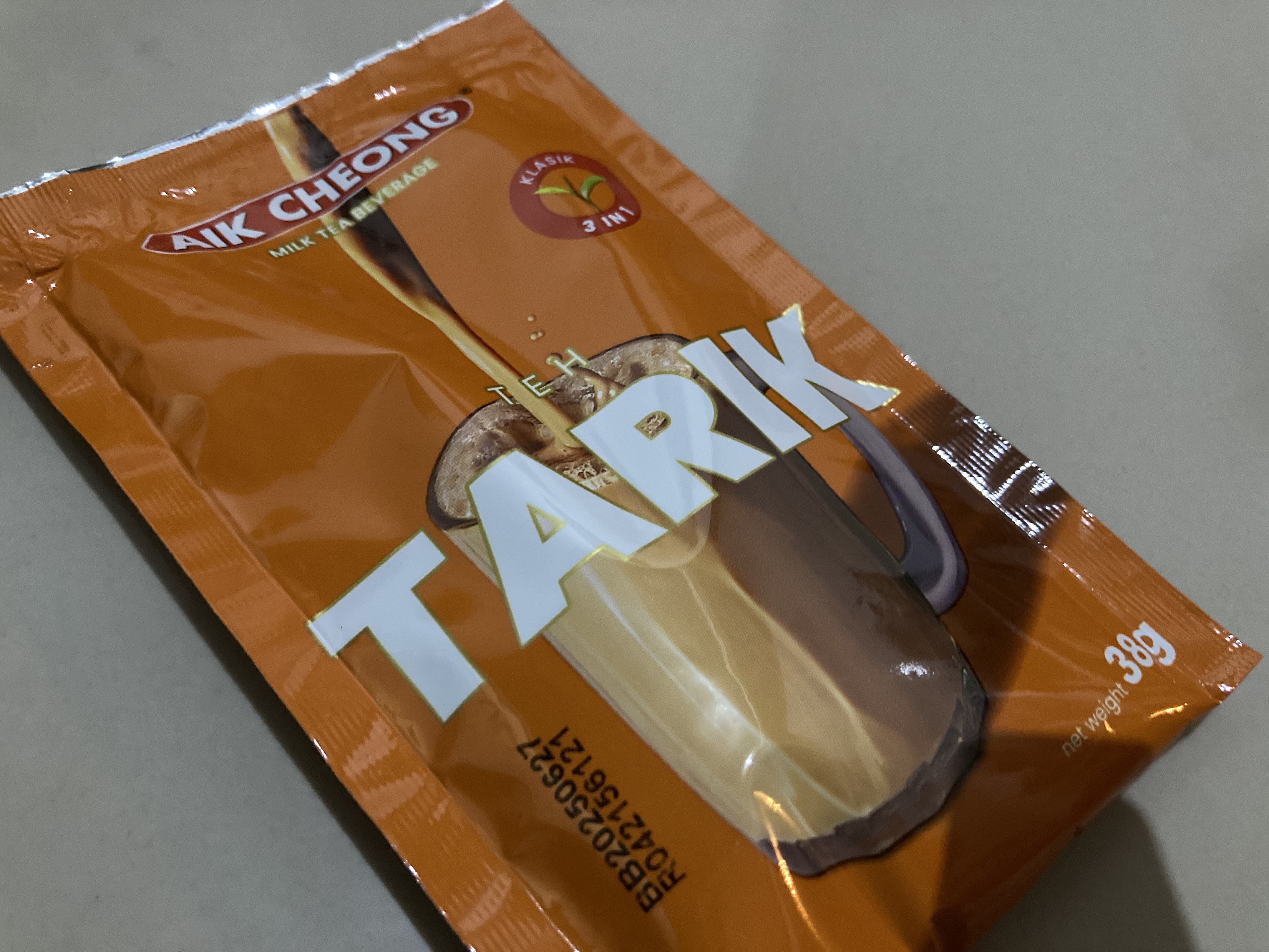 マレーシアの引いて注ぐ紅茶「テータリック」って知ってる？ 引かなくてもいい粉末状で飲んでみた！ | ロケットニュース24