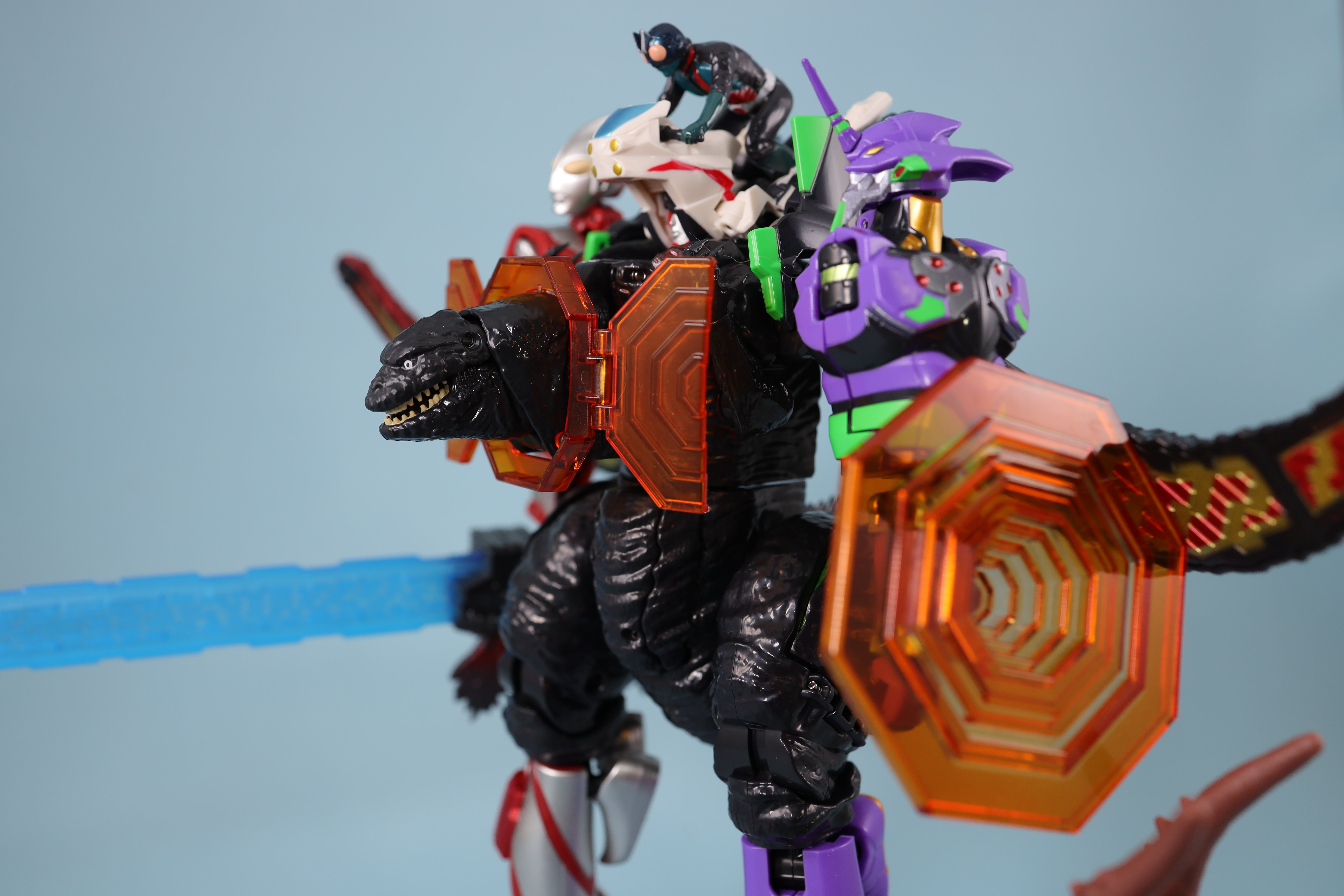 衝撃】庵野秀明監督作品たちが合体するロボ「S.J.H.U.PROJECT シン