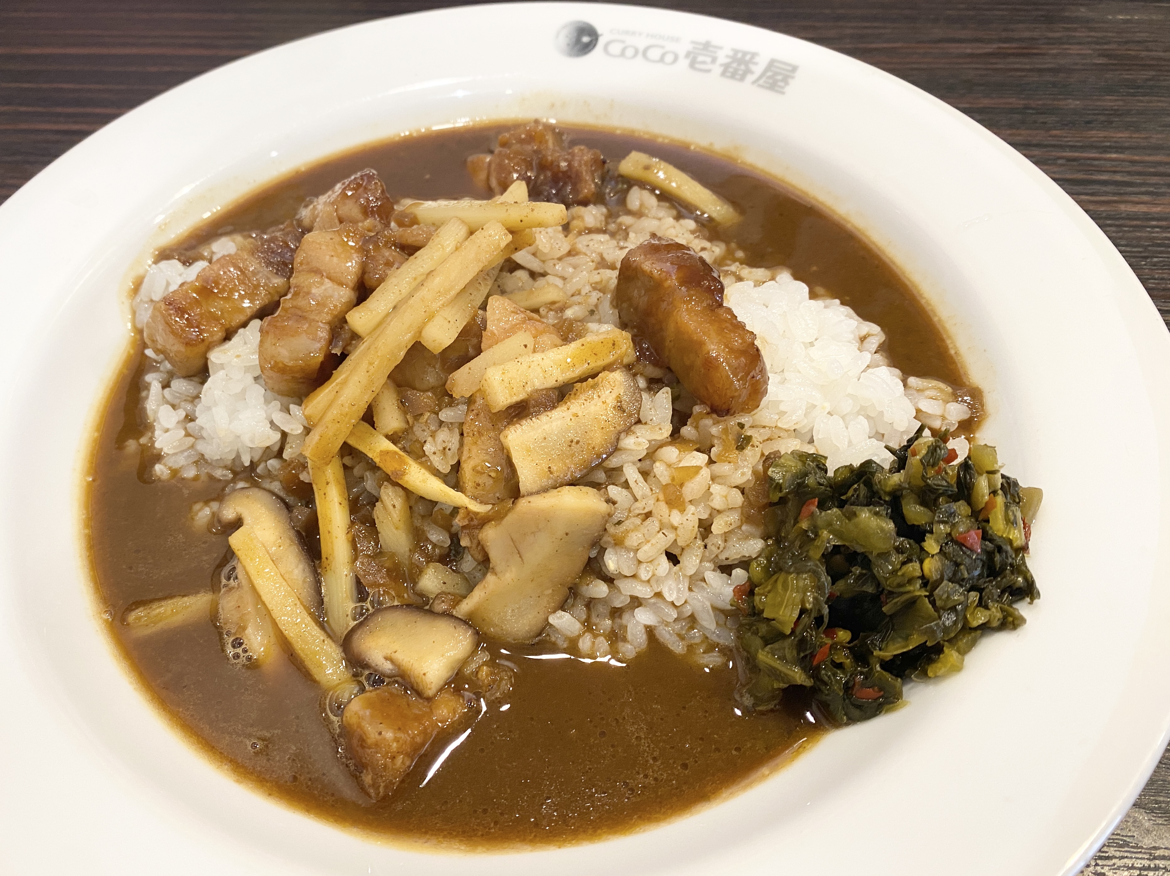 ココイチの期間限定メニュー「五香粉香る魯肉スパイスカレー」がどう考えてもヤバそう / これ合体させて大丈夫なのか…？