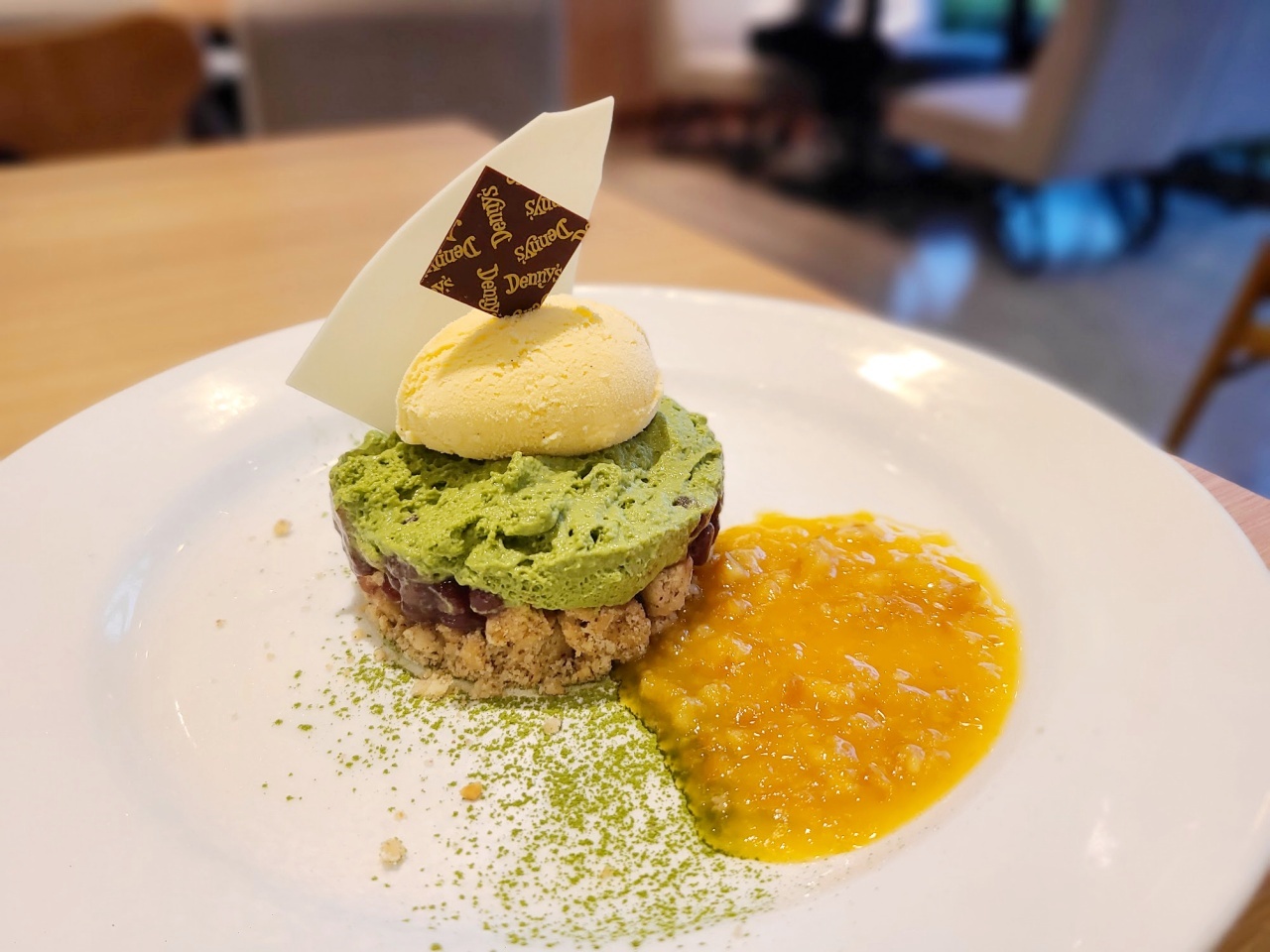 なにこれ？】デニーズにファミレスとは思えないお値段の高級抹茶