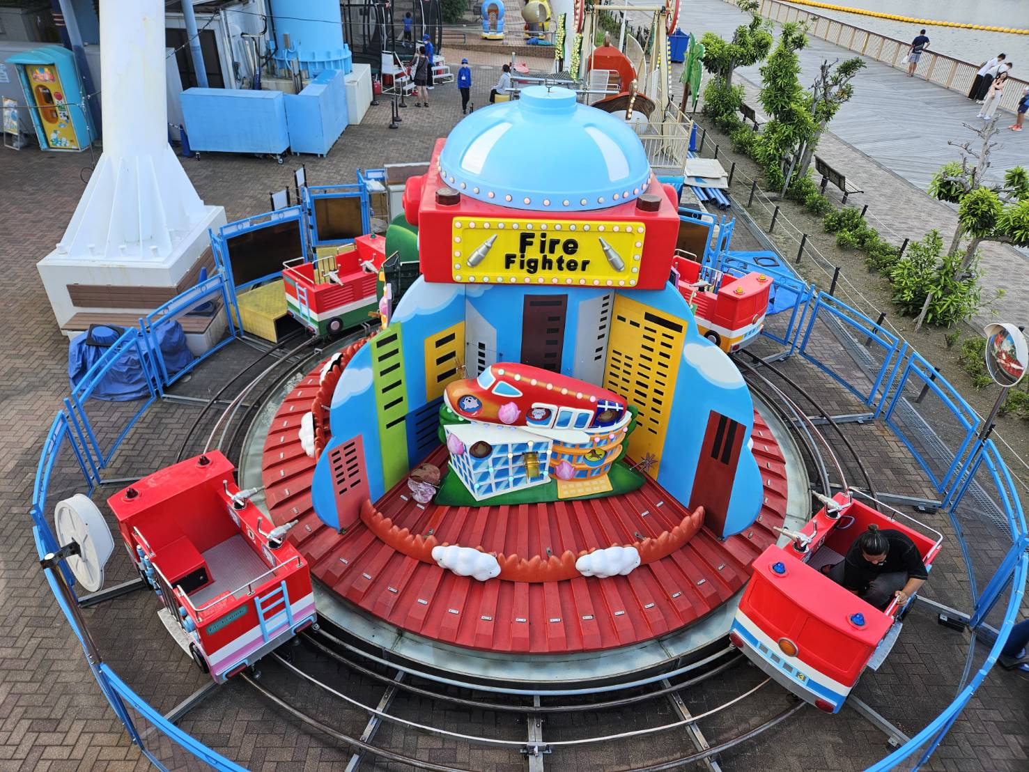 静岡にある『ミニ遊園地』へ行ったら、遠い夏の幸せな記憶が蘇った…が