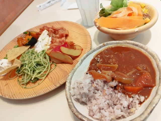 がってん寿司系列の食べ放題「旬菜食健 ひな野」が食欲の秋に最高！ 旬の食材のビュッフェランチが1738円!! 所沢