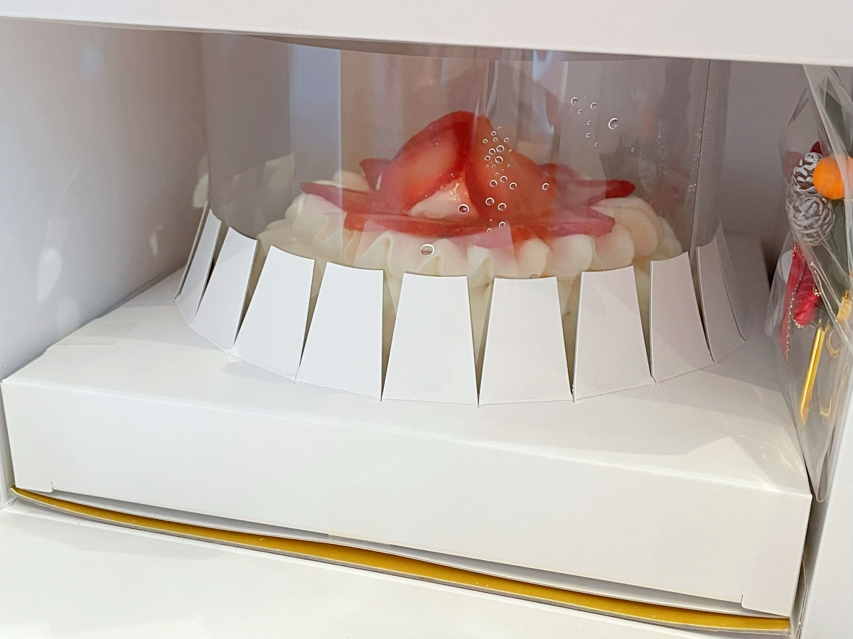 去年炎上した「高島屋」のクリスマスケーキ（5490円）を買ってみた