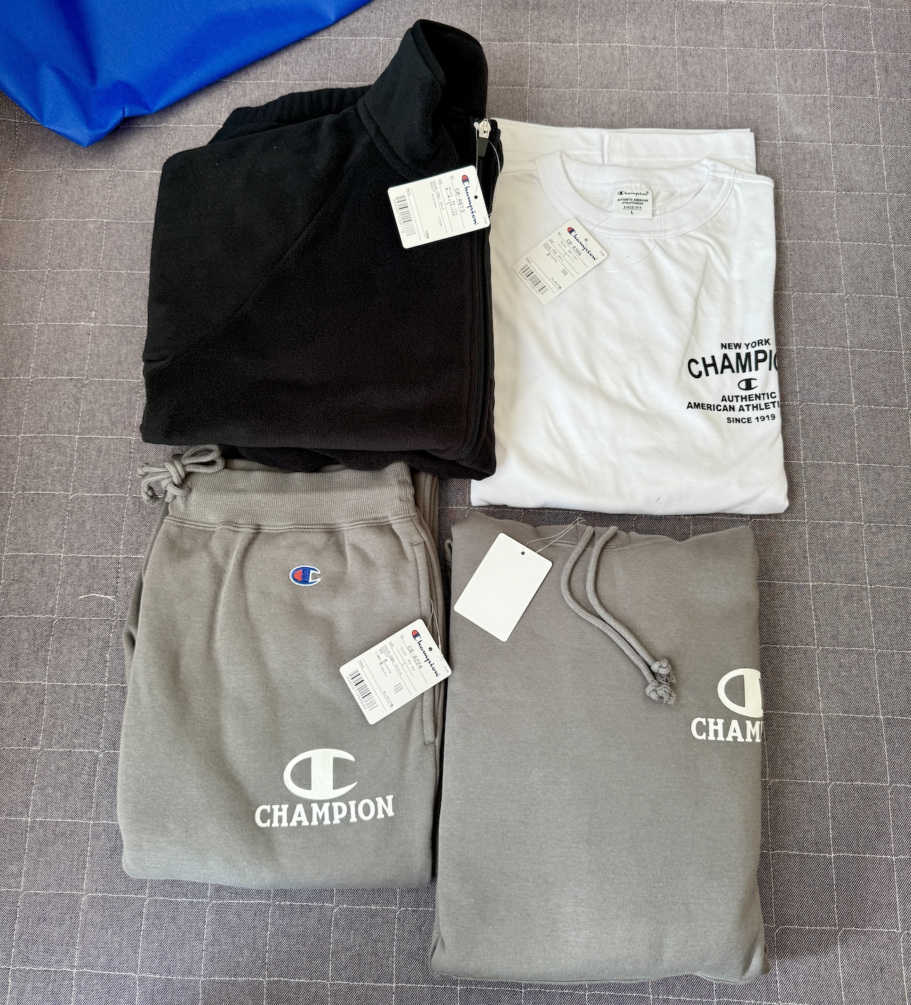 アウトレット】チャンピオンの福袋（1万円）があれば春・夏・秋は