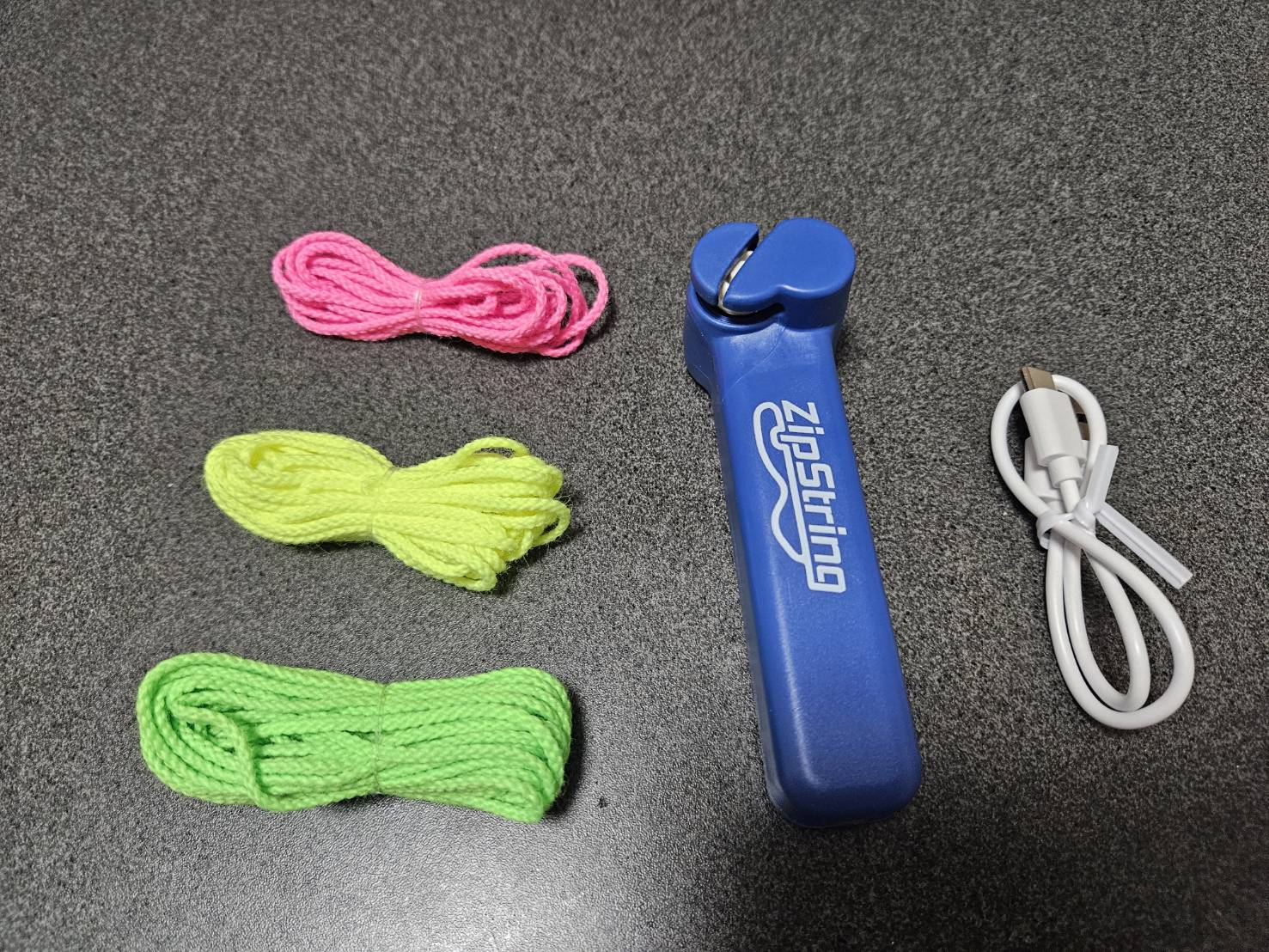【丈夫な紐】オプション出ました。 まるで魔法】SNSで話題の玩具『ZipString（ジップストリング）』が新