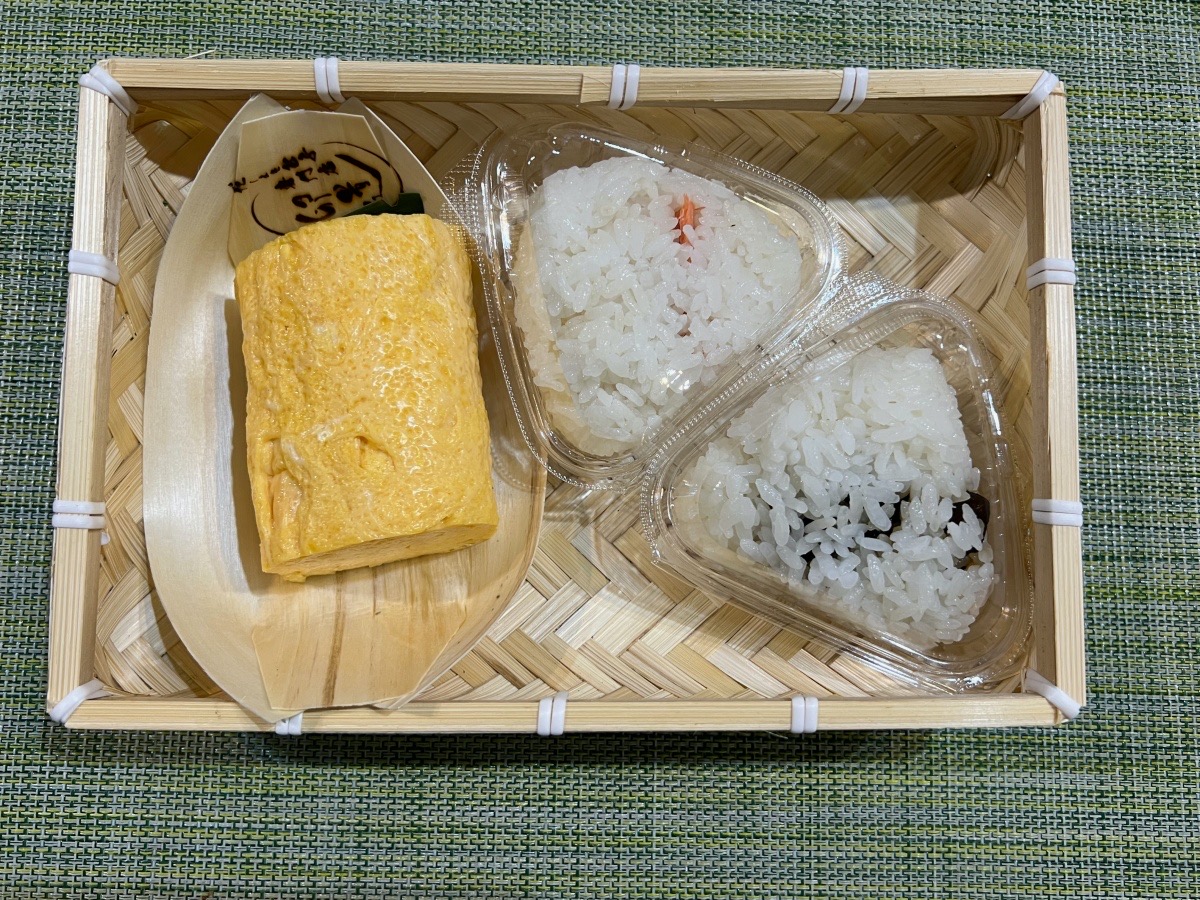 新宿高島屋で見つけた「2500円のおにぎりセット」に欠点はないのか