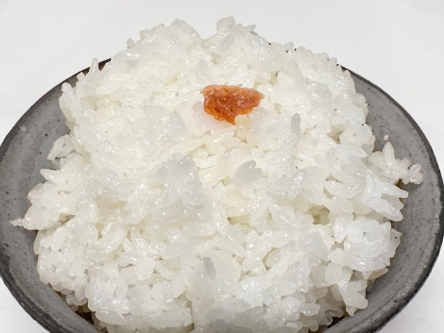 【秋田の激辛塩鮭】秒で白米が消えると話題の「ぼだっこ」こそ日本最強ごはんのとも! 驚くべきはそのしょっぱさよりも… 【秋田の激辛塩鮭】秒で白米が消えると話題の「ぼだっこ」こそ日本最強ごはんのとも! 驚くべきはそのしょっぱさよりも…