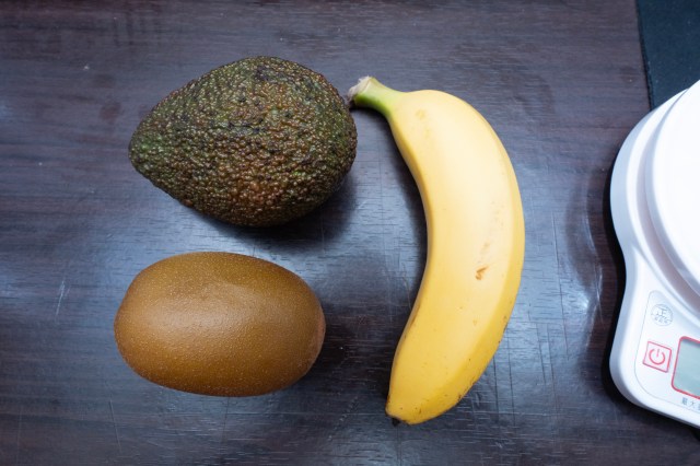 国推奨の「フルーツ1日200g」を1週間試してみた感想 / 値段や手間等の各種負担と、超優秀だったあのフルーツ