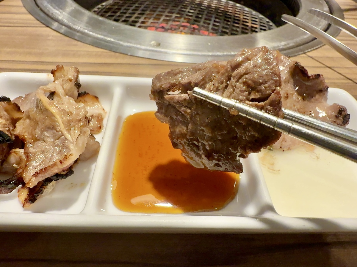 牛角】コース仕立ての焼肉がペアで5000円以下!! 新たに登場したセット