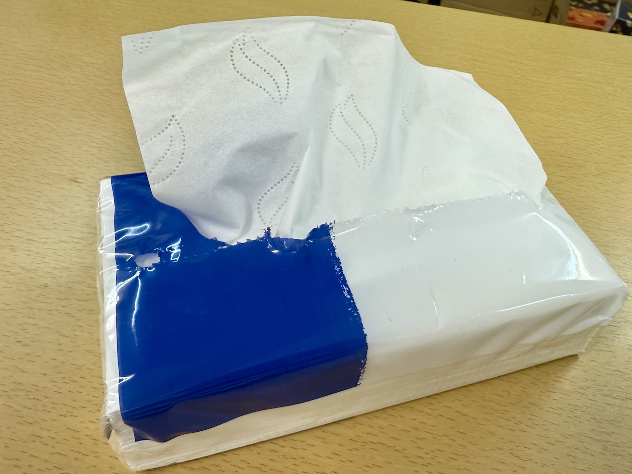 by Amazonの人気商品】しっとりやわらかい保湿ティッシュを編集部の皆