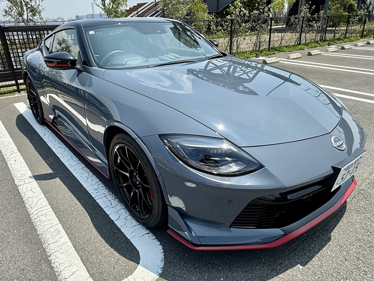 受注再開】930万円の車に乗ってみた / 日産「フェアレディZ NISMO」は