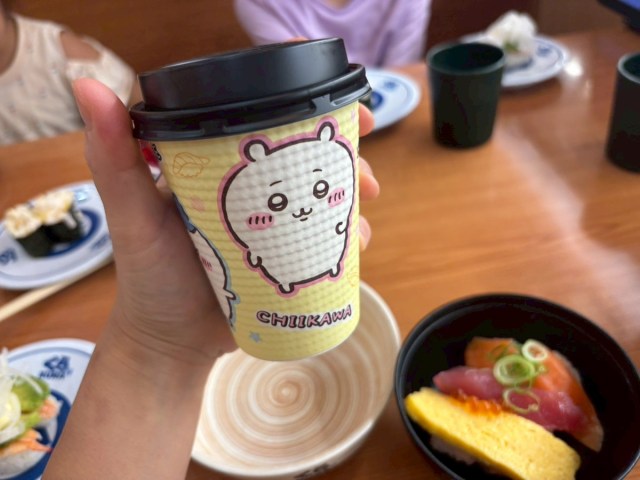 【くら寿司×ちいかわ】初日突撃レポート！ ビッくらポンの戦いに挑み、推しグッズを手に入れられるのか？