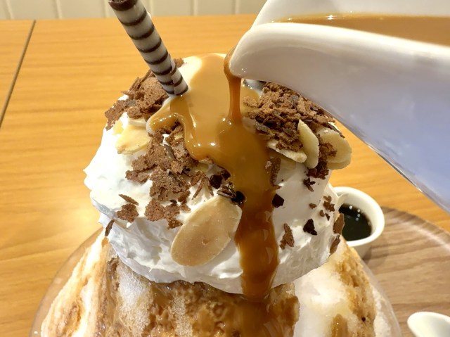 【かき氷食べ比べ2025】ココスの新フレーバー「キャラメルマキアート」が濃厚にして芳醇！  これはもうケーキである