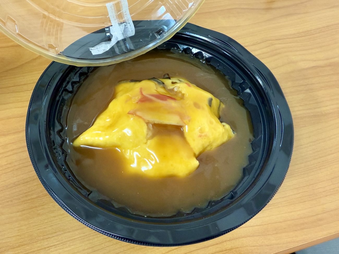 ドンキで430円】あんを限界まで入れた「あんだく溺れ天津飯」がヤバい