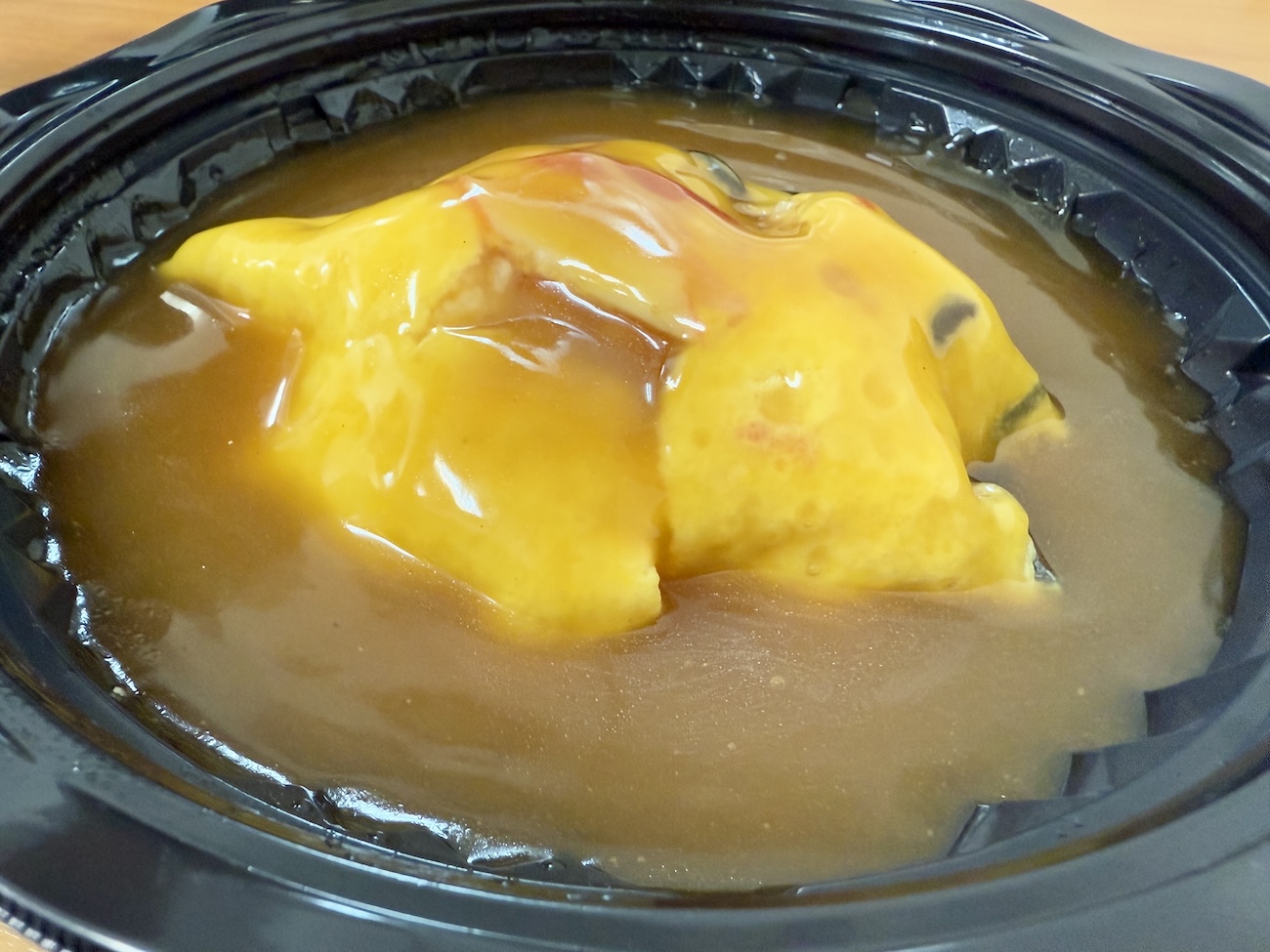 ドンキで430円】あんを限界まで入れた「あんだく溺れ天津飯」がヤバい