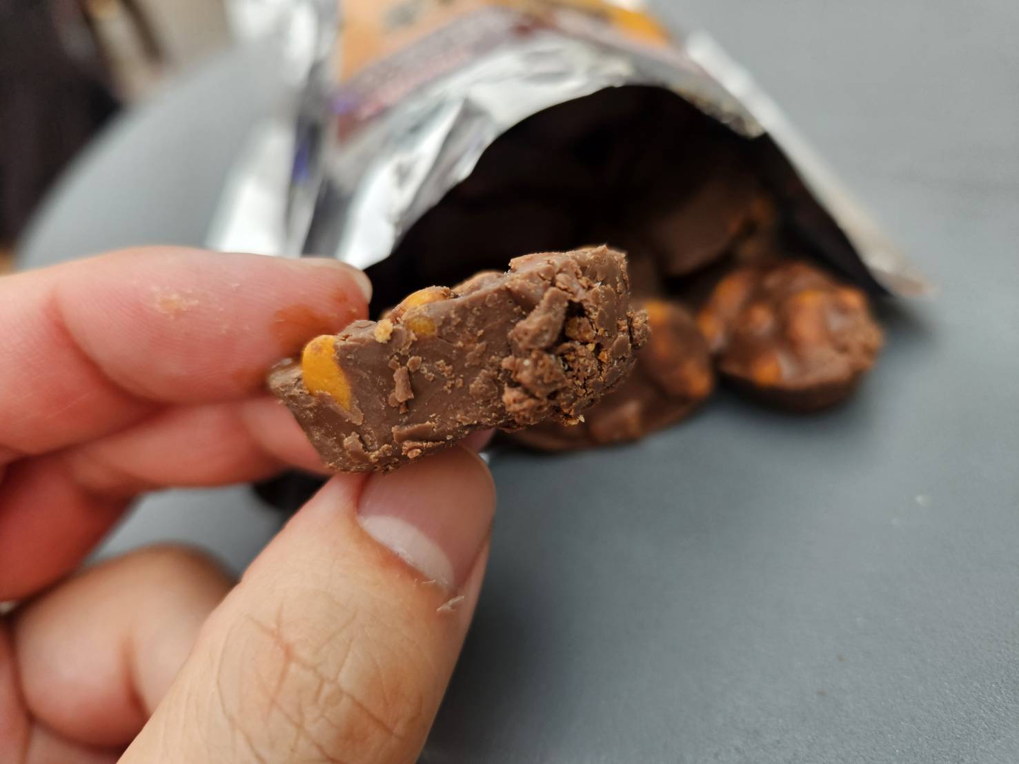 付録) チョコエッグでお馴染み『フルタ製菓』の直売所がマジで超楽しい