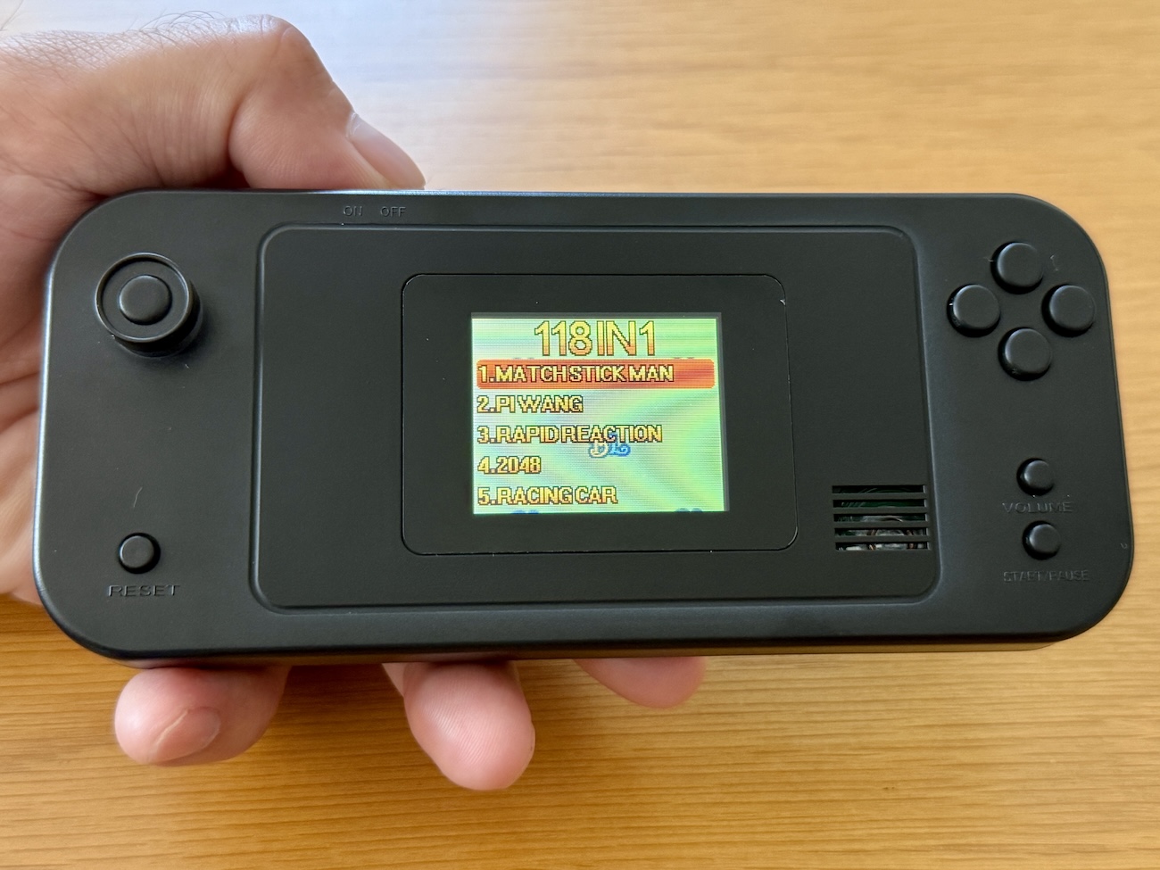 今なら買える】ゲオで買った「ポータブルゲーム機」がカオス過ぎて引い