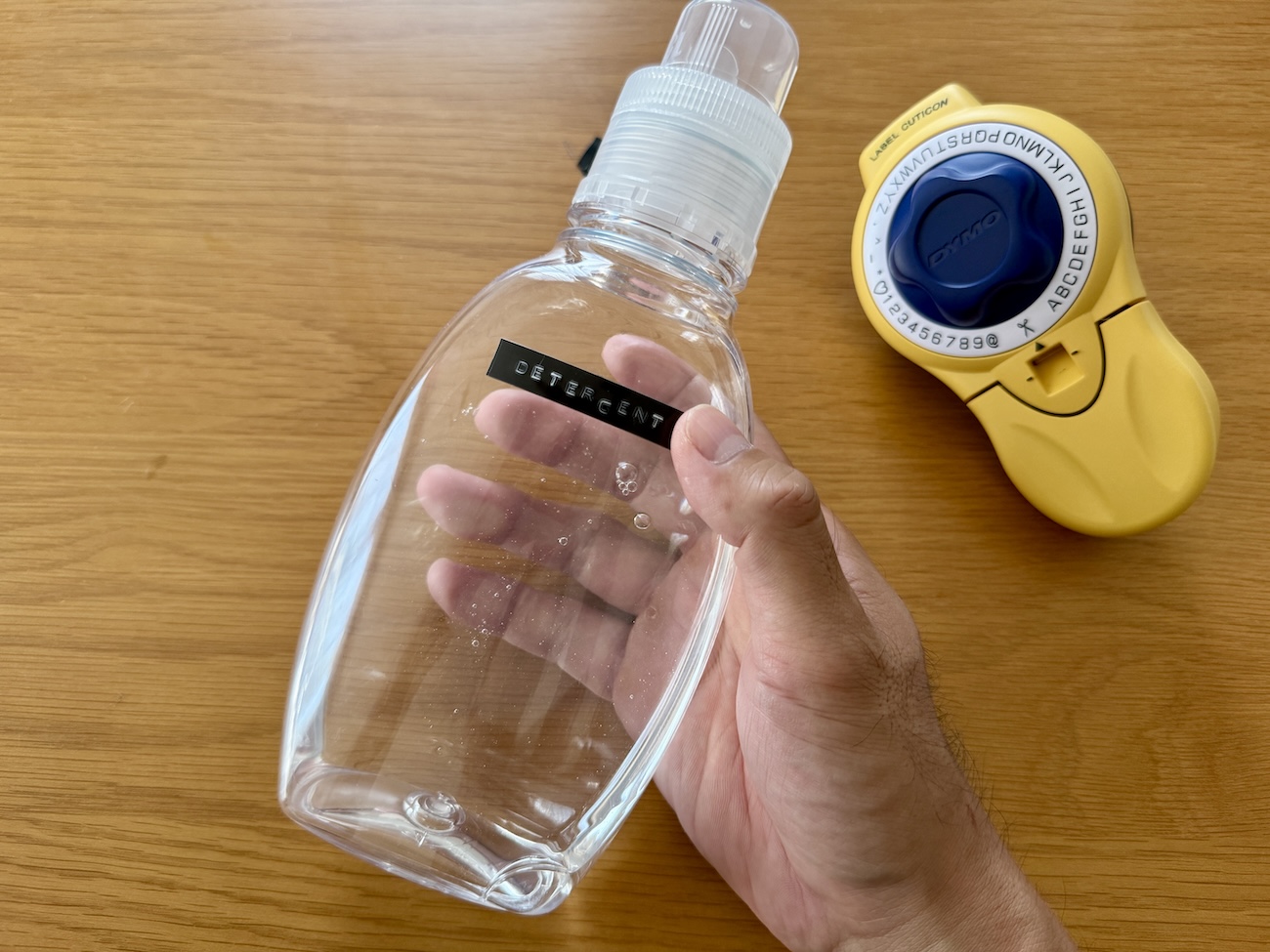 SNSで話題】レトロ文具「DYMO（ダイモ）のテープライター」が楽しすぎ