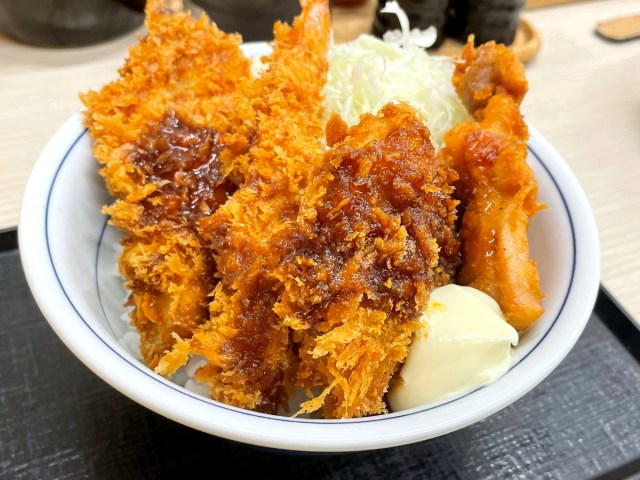かつやの新商品「秋の海鮮フライ定食」は定食で頼んではいけない / 必ず “丼” で頼むべき理由