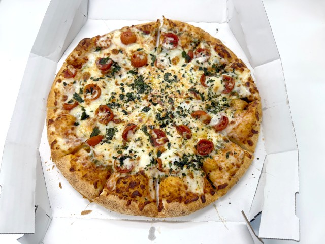 【検証】ドミノピザが「ジョブチューン」で10品中9品合格したらしい → 逆に1つだけ不合格だった「マルゲリータ」を食べてみた