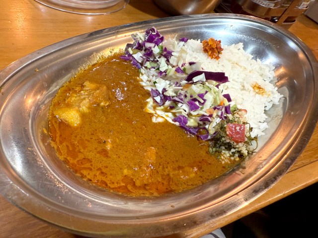 ポークビンダルーにドハマり中! ミシュラン「ピブグルマン」受賞歴のあるお店『ポークビンダルー食べる副大統領』に行ってみた ポークビンダルーにドハマり中! ミシュラン「ピブグルマン」受賞歴のあるお店『ポークビンダルー食べる副大統領』に行ってみた