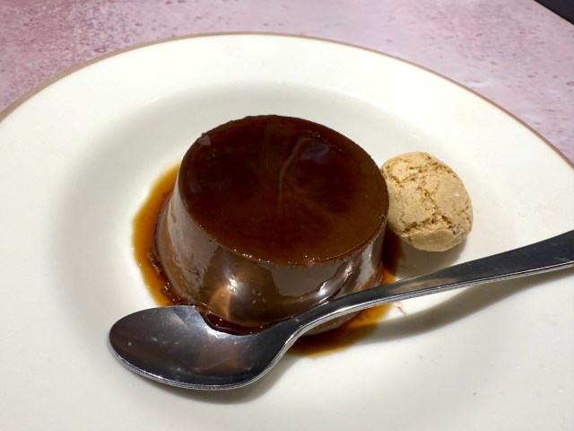 【サイゼリヤ】発見できたら超ラッキー！ 店舗限定＆期間限定ドルチェ『ボネ』が至福のウマさ