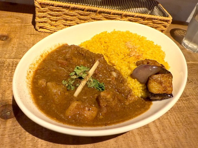 中野の「レインボウスパイス」は誰が食べても確実にウマい！ 初心者はここがオススメ!! 第4回：ポークビンダルー修行