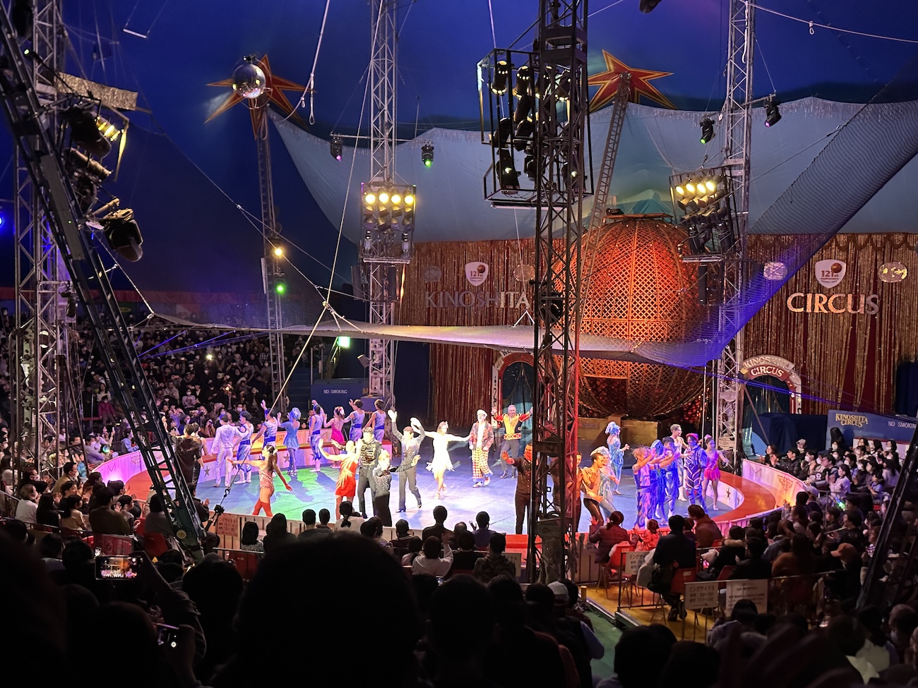 サーカスの休日】サーカス団員が旅先でまさかの救出劇！ チームプレイ