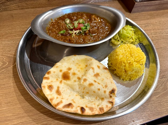 【第8回】大塚『カッチャルバッチャル』のポークビンダルーは「食べるオーラ」としか言えない絶品 / ポークビンダルー修行 【第8回】大塚『カッチャルバッチャル』のポークビンダルーは「食べるオーラ」としか言えない絶品 / ポークビンダルー修行