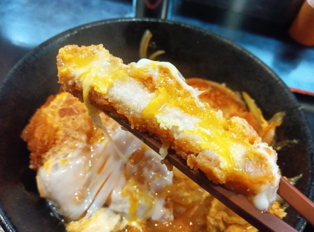 日高屋のロースかつ丼が激ウマ！ 店舗限定で提供されている店に入ったらマジで全員注文してた!!