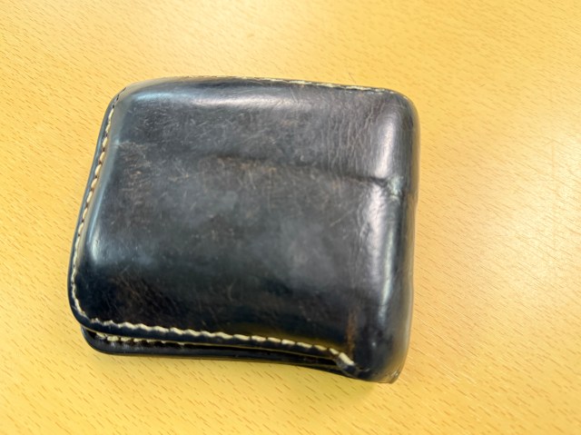 【実話】警察の「財布が見つかりました」から始まった奇妙な話 / 日曜の22時に突然の電話