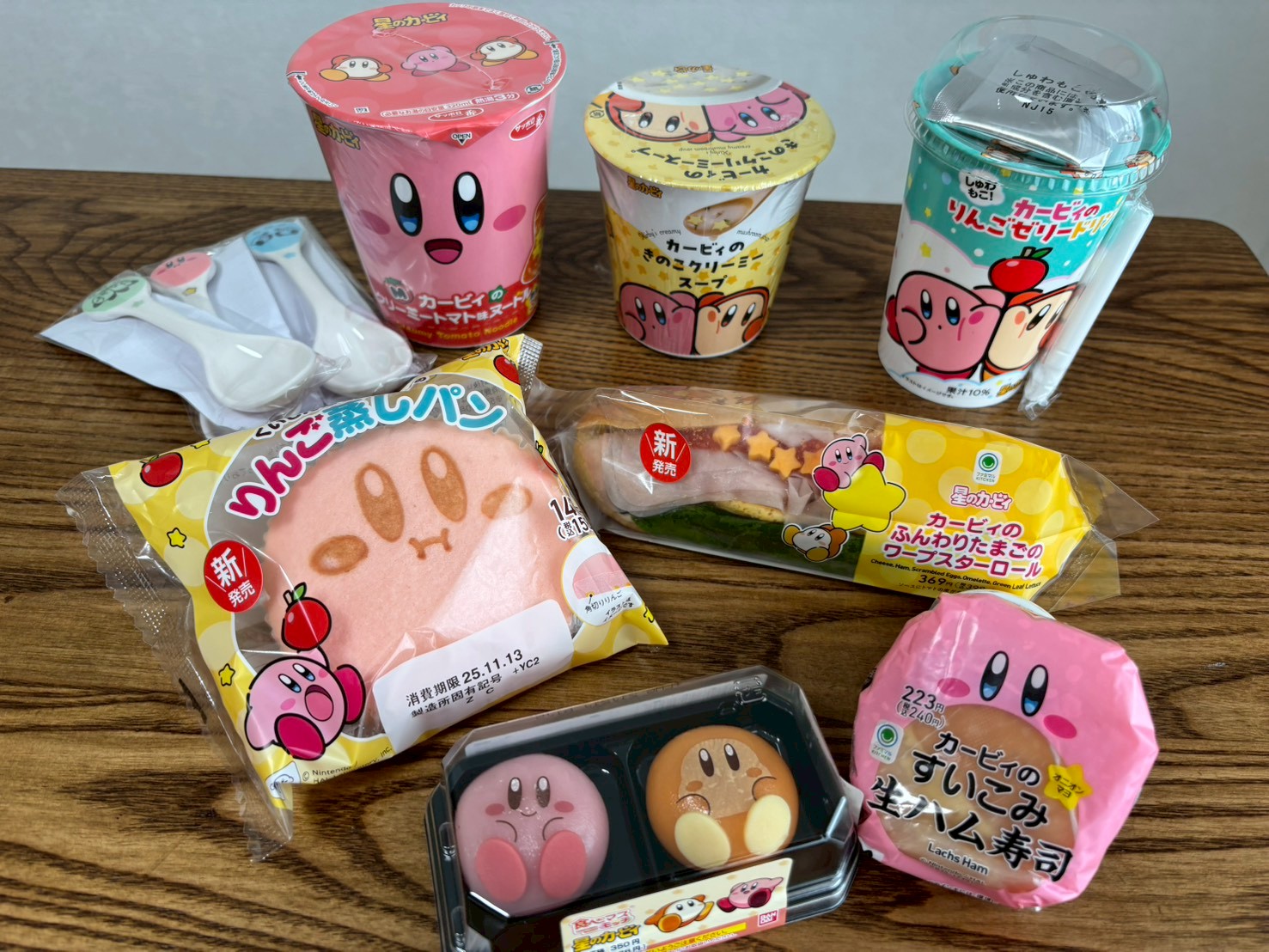 星のカービィ ファミマコラボサンドイッチ パッケージ・開封後即洗浄