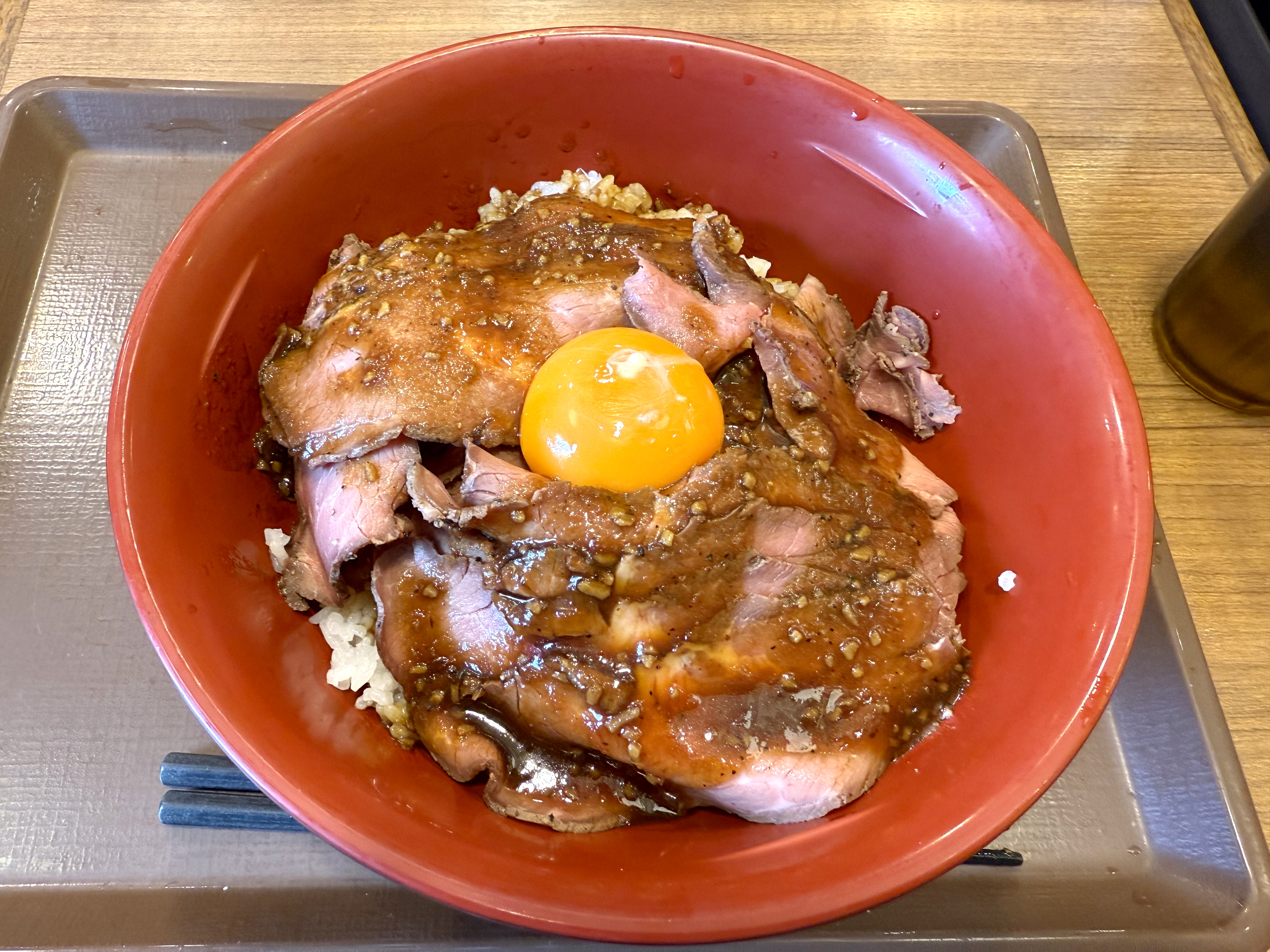 メガ 牛 丼
