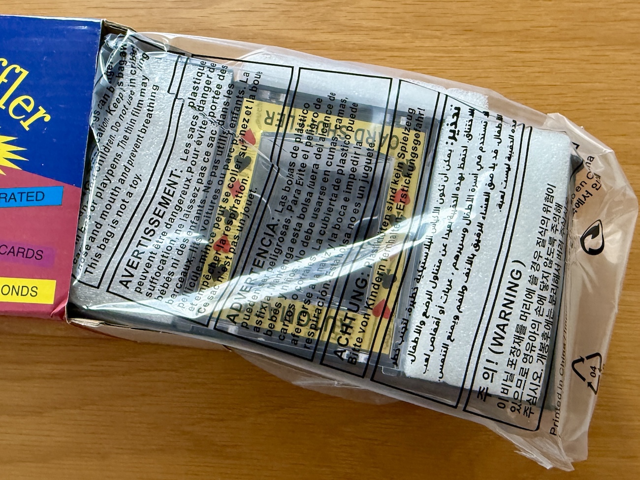 革命】Amazonで見つけた「トランプの自動シャッフラー（1168円）」が有