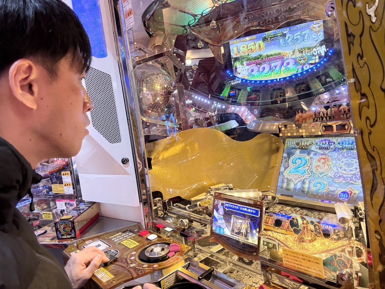 予算5000円の「ぼっち忘年会」をイオンモールで決行 → 危うく500円で