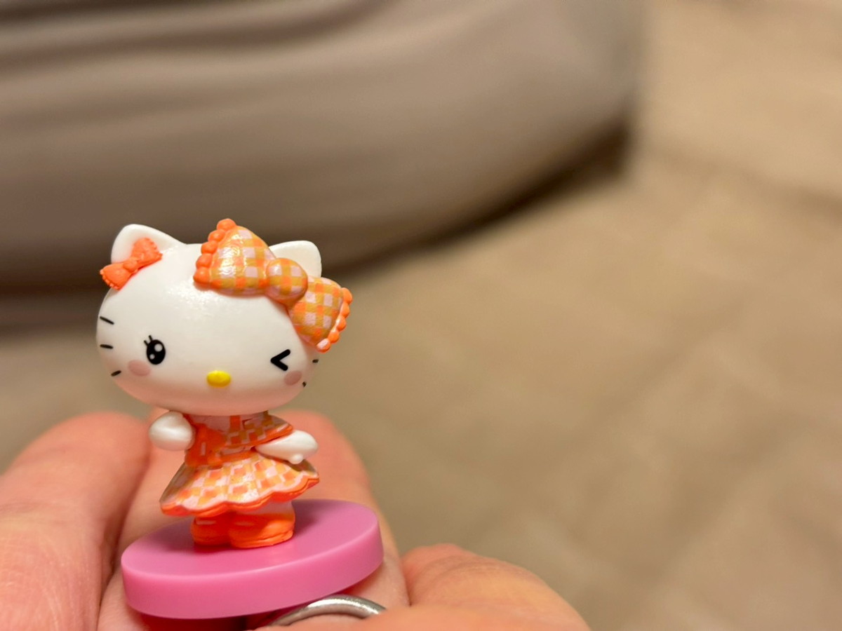 新商品】チョコエッグ「ハローキティ」コラボを10個まとめ買い！ 私の