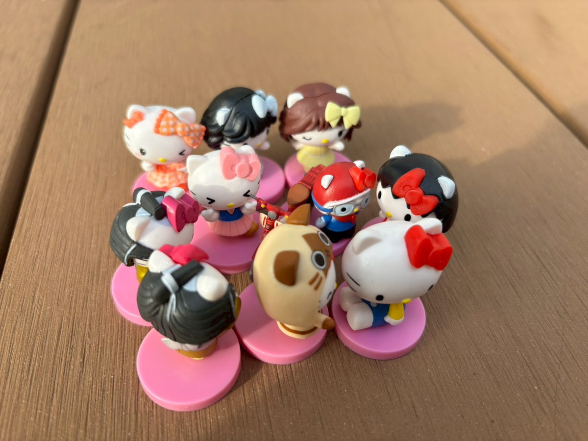 新商品】チョコエッグ「ハローキティ」コラボを10個まとめ買い！ 私の