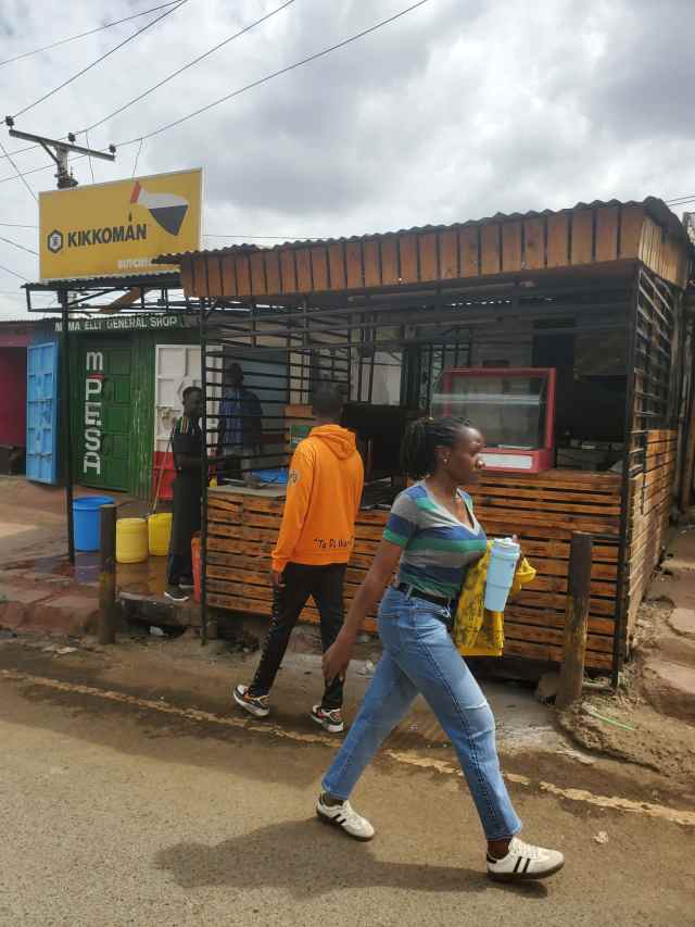 アフリカ最大級スラム「キベラ」にある『キッコーマン・レストラン』が熱い！ 日本の醤油でポテトが絶品!!【カンバ通信：第430回】