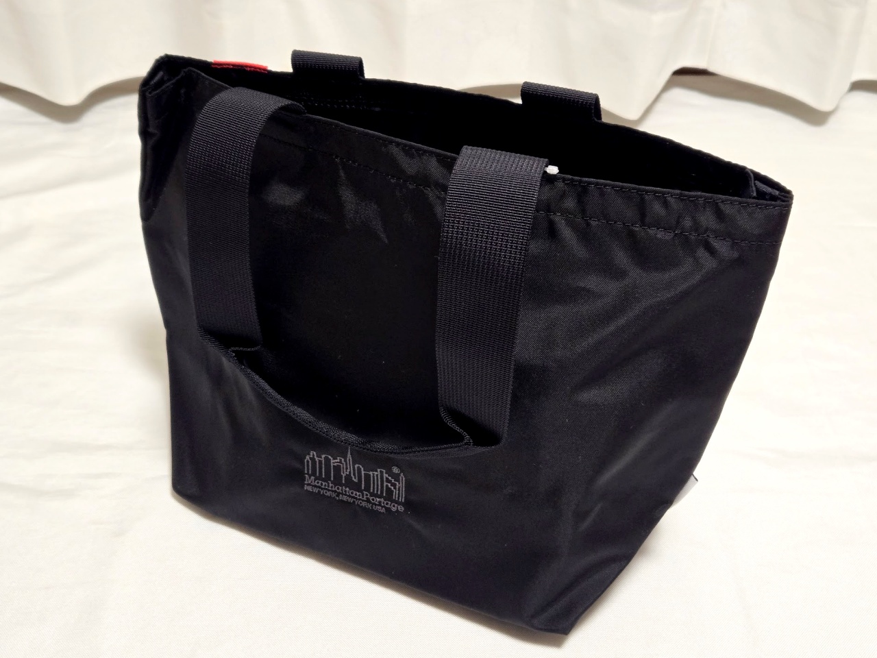 毎年即完売の「マンハッタンポーテージ」の福袋を大公開！ 重い袋が