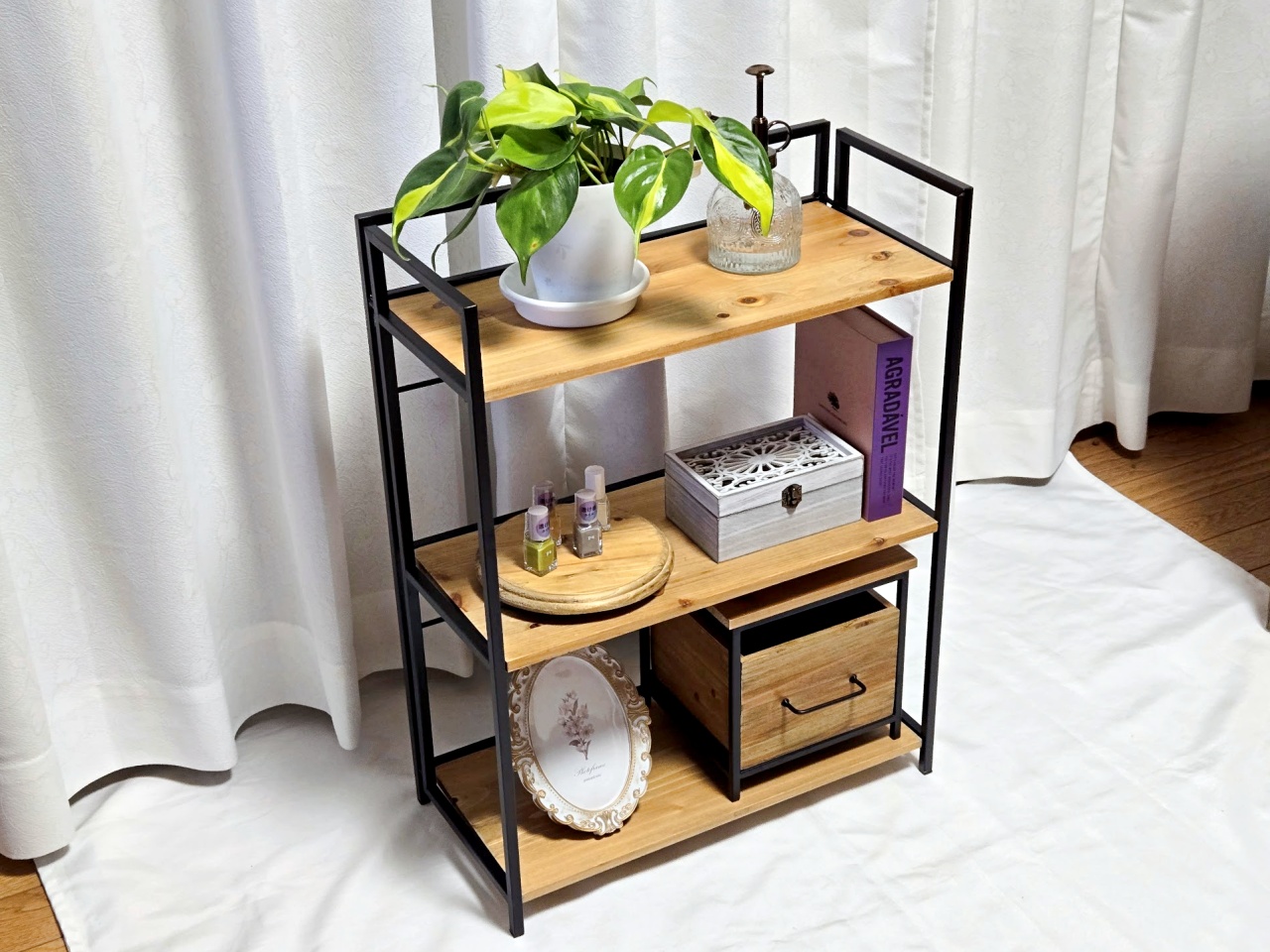 salut!サリュ【2026福袋】福袋A折りたたみ3段ラック＆卓上木製インテリア 福袋2026】salut!（サリュ）の5000円福袋に「折りたたみラック」が丸々