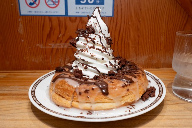 コメダ新作「クラブハリエ監修 ショコラノワール」が進化して帰って来た! バームクーヘン生地を練り込んだショコラクッキー コメダ新作「クラブハリエ監修 ショコラノワール」が進化して帰って来た! バームクーヘン生地を練り込んだショコラクッキー